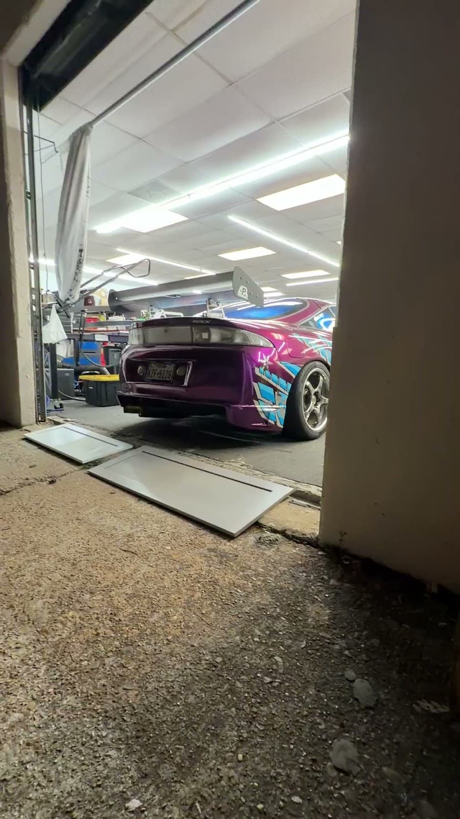 76 Graphics wrap installation in shop